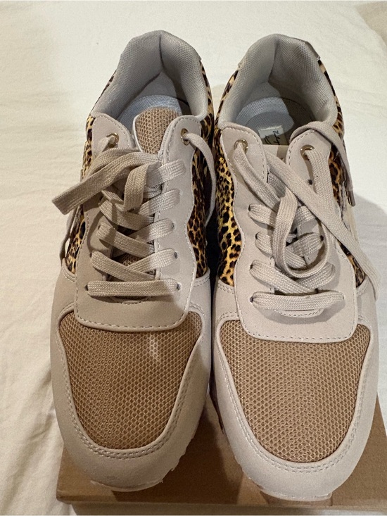 Vintage Havana Shoes - Vintage Havana Beige and Leopard-Print Women's Sneaker